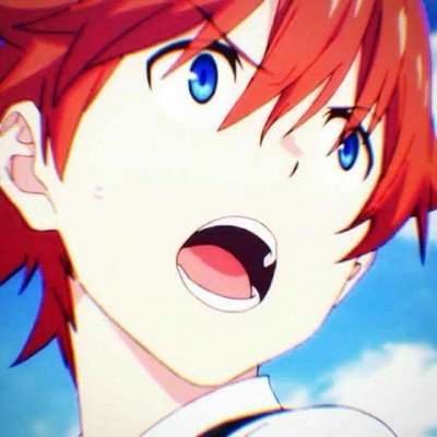 女子挖野菜挖到大蛇 双方都吓坏了
